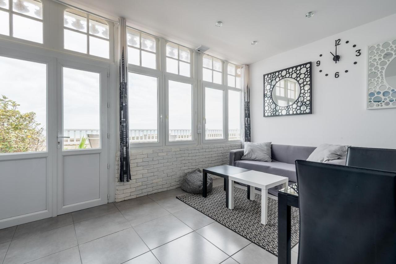 Appartement En Front De Mer Avec Terrasse Et Vue Mer Арроманш-ле-Бен Екстер'єр фото